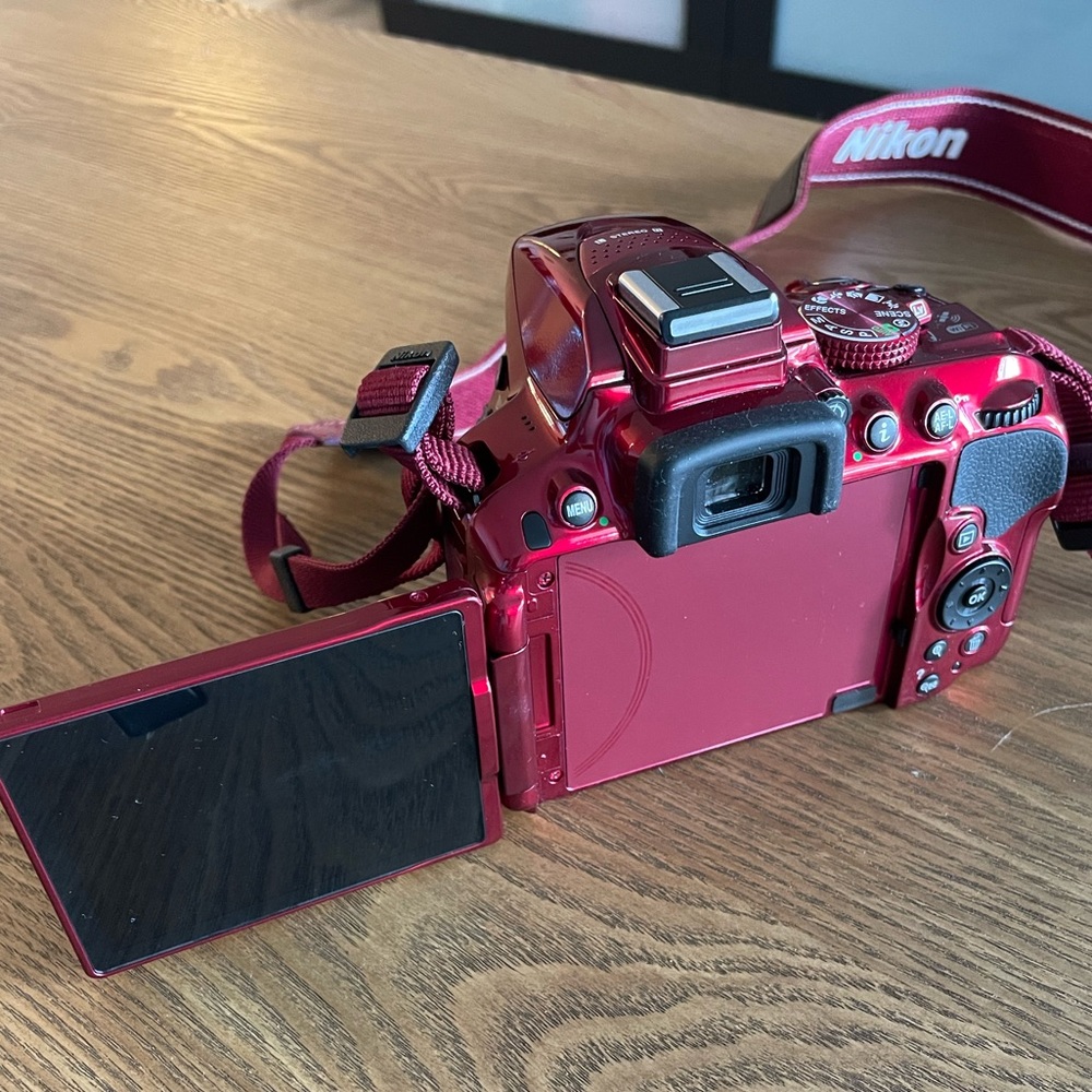 Nikon Camera - Picture 5 of 13